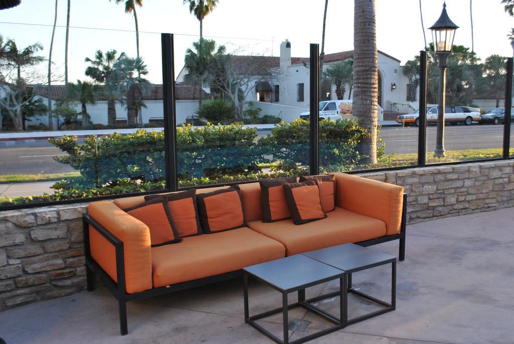 Palmoro House Hotel Santa Barbara Exterior photo